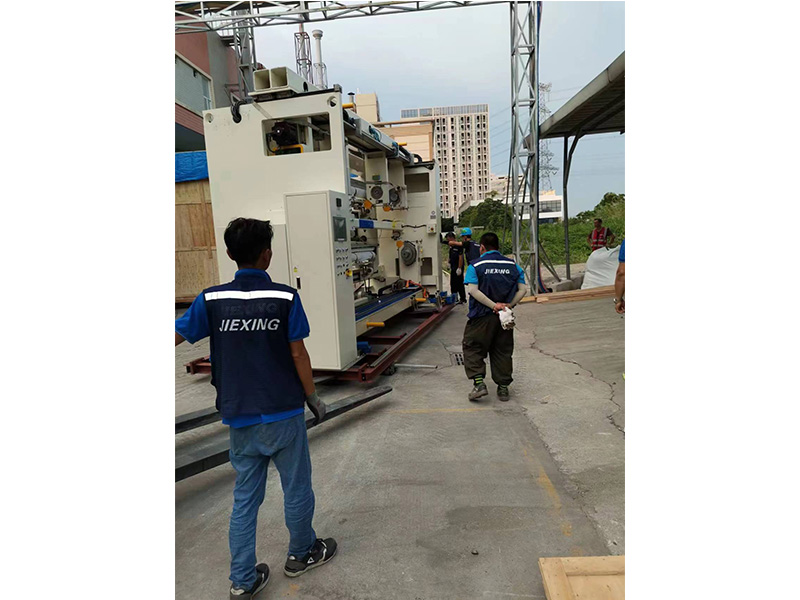 東莞(wǎn)某公司搬遷打(dǎ)包現場